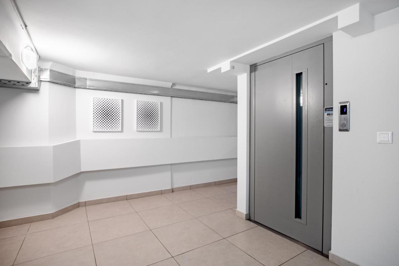 Supreme D1 Penthouse 131M² In Syntagma Apartment Athens Exterior photo